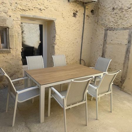 Appartement En Plein Coeur De Contres Le Controis-en-Sologne Bagian luar foto