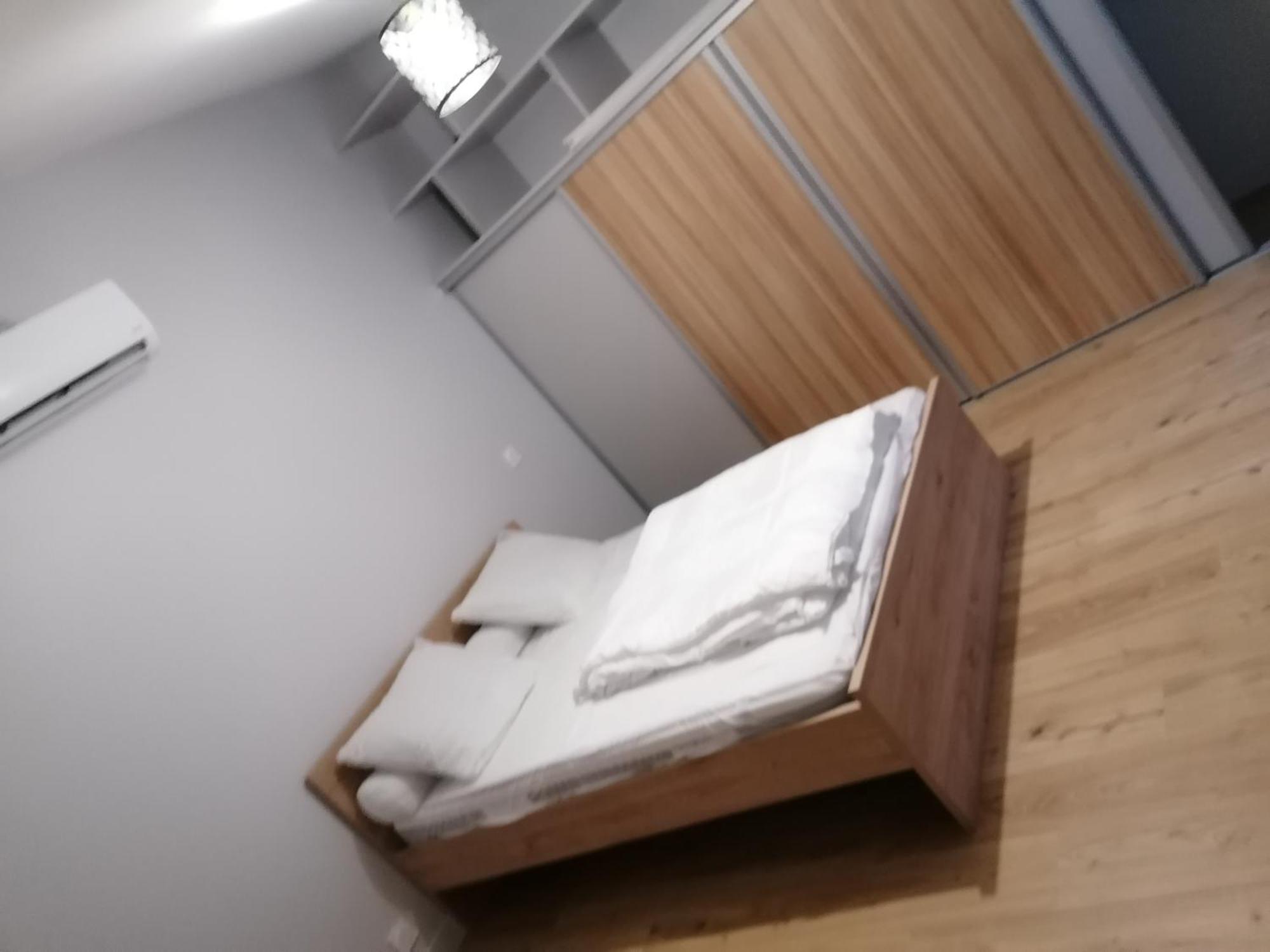 Appartement En Plein Coeur De Contres Le Controis-en-Sologne Bagian luar foto